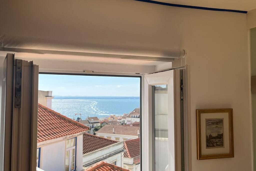 Sao Vicente IV - Eco-Flat With French Balcony & View Apartment Lisbon Bagian luar foto