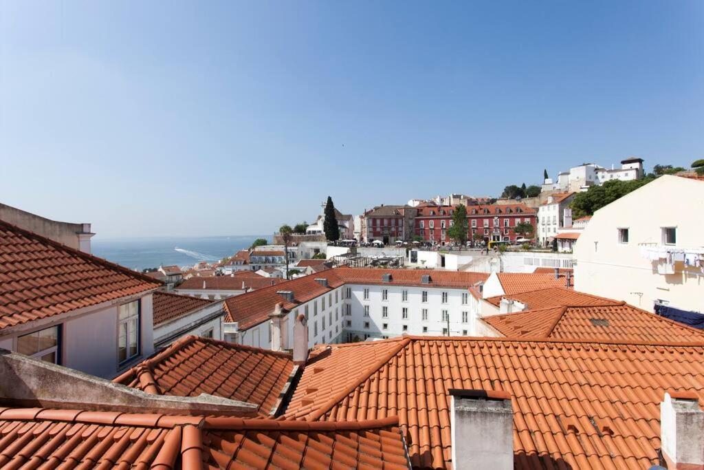 Sao Vicente IV - Eco-Flat With French Balcony & View Apartment Lisbon Bagian luar foto
